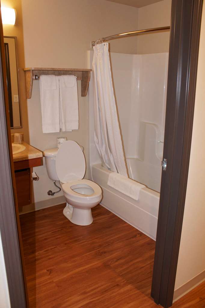 Woodspring Suites Віллістон Номер фото